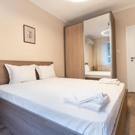 Heart Of The 2-bedroom
