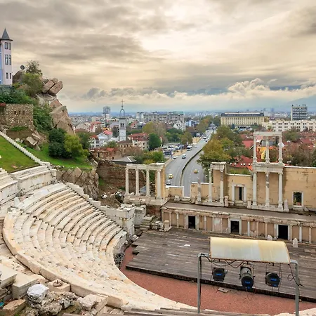 Heart Of The 2-bedroom *