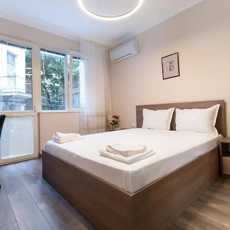 Heart Of The 2-bedroom